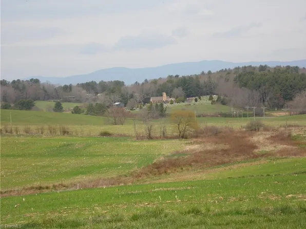 State Highway 93 #3, Piney Creek, NC 28663