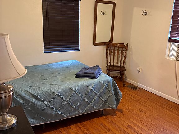 5th image of 800 E Patterson St