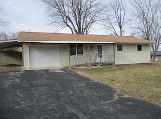 4717 High St, Sullivan, MO 63080