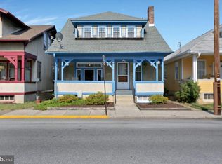 902 N West St, Carlisle, PA 17013