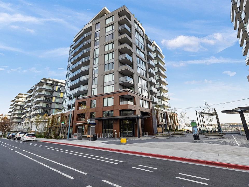 1st image of 369 Tyee Rd #204