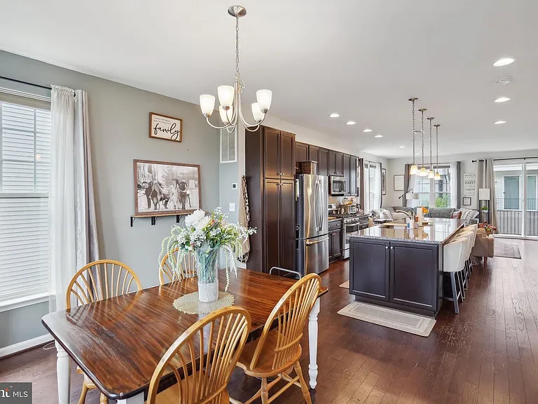 8944 Dahlgren Ridge Rd — Photo 16