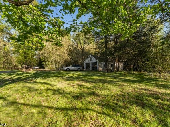 90 Junction Rd, Raritan Twp., NJ 08822