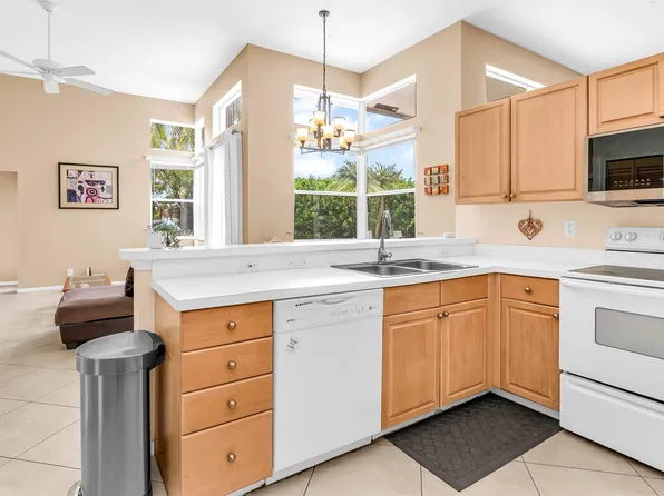9500 NW 49th Court, Coral Springs, FL 33076