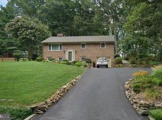 98 Morton Rd, Fredericksburg, VA 22405