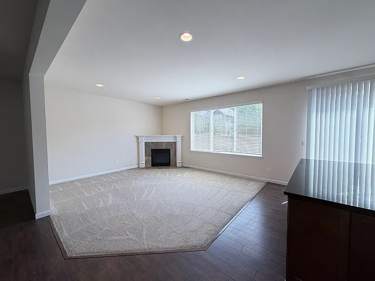 3116 Dunhill Ln — Photo 3