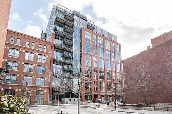 2nd image of 25 Channel Center St Unit 211