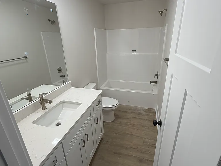 1411 Greenview Dr #22 — Photo 10