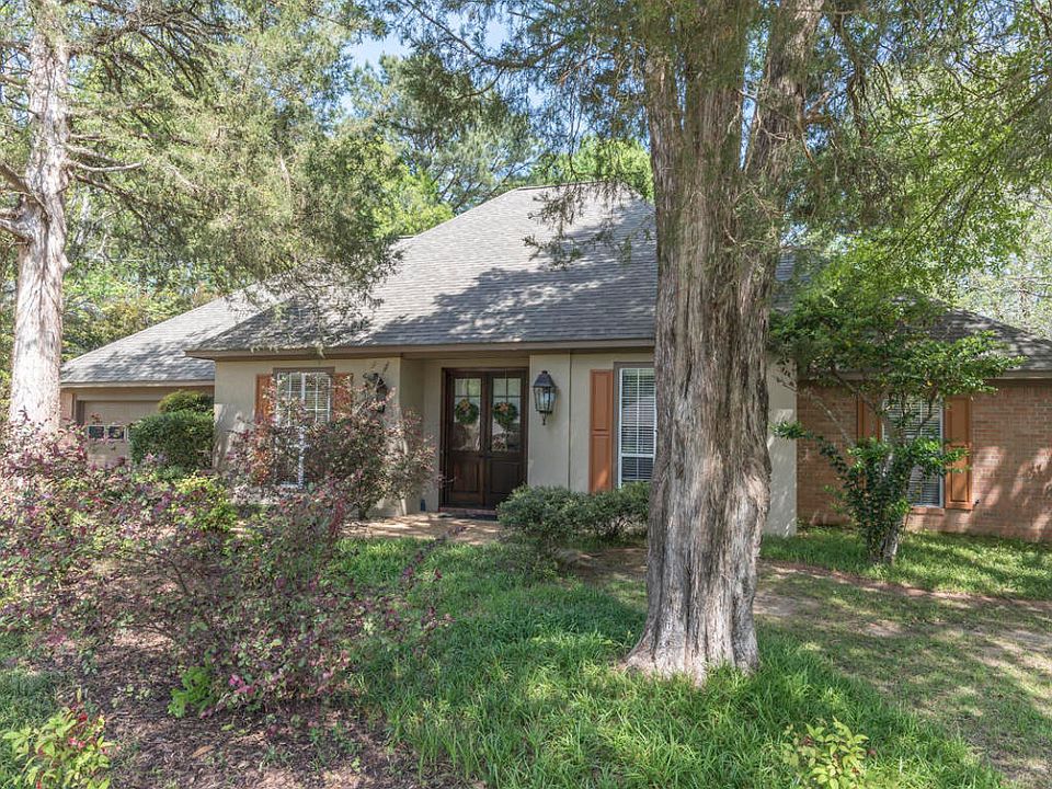 1st image of 108 Winterset Dr