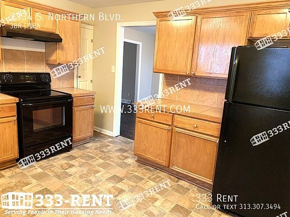 4th image of 2334 S Northern Blvd