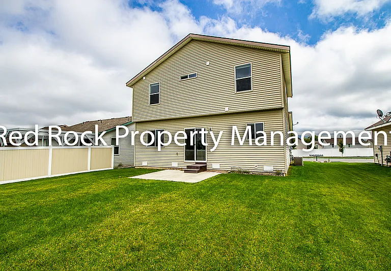 7527 N Carrington Ln — Photo 23
