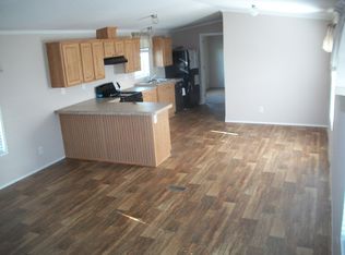 318 Blue Flame Rd, Lincoln, NE 68521