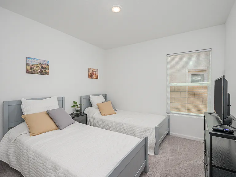 2389 Cottonwood Dr — Photo 5