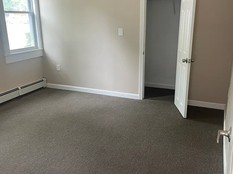 8 Village St #B — Photo 6