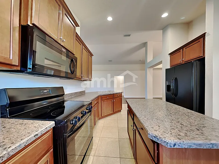 10708 Standing Stone Dr — Photo 4