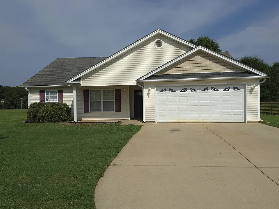 105 Zippo Pine Dr