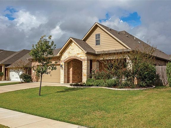 2nd image of 2508 Warkworth Ln