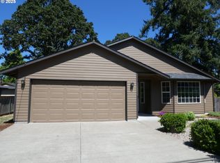 16610 SE Valley View Rd, Milwaukie, OR 97267
