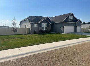12960 Bullfinch Ct, Nampa, ID 83651
