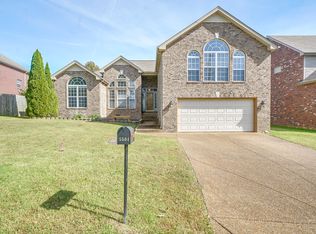 5504 Craftwood Dr, Antioch, TN 37013