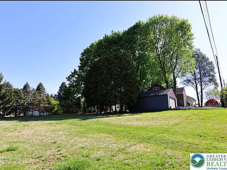 1601 Lieb Rd — Photo 42