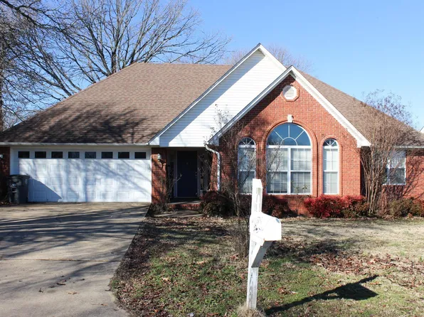 605 Chesapeake Dr, Searcy, AR 72143