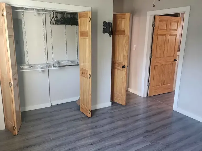 170 Stark St — Photo 9
