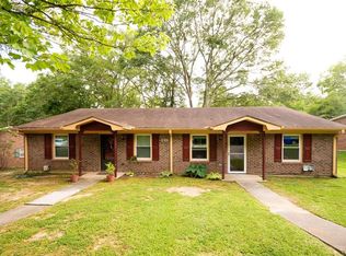 1011 Barn Oak Ct NE, Conyers, GA 30012