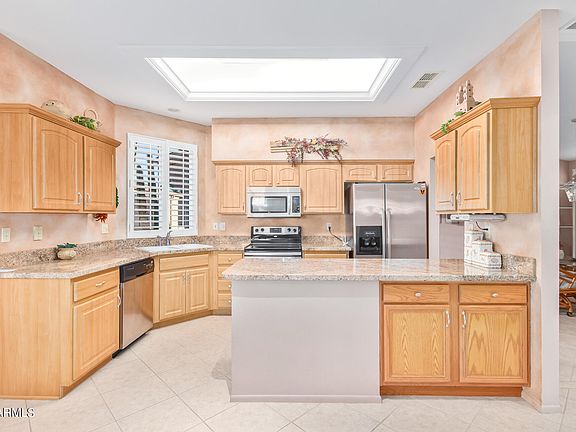 4th image of 18254 N 136th Ave