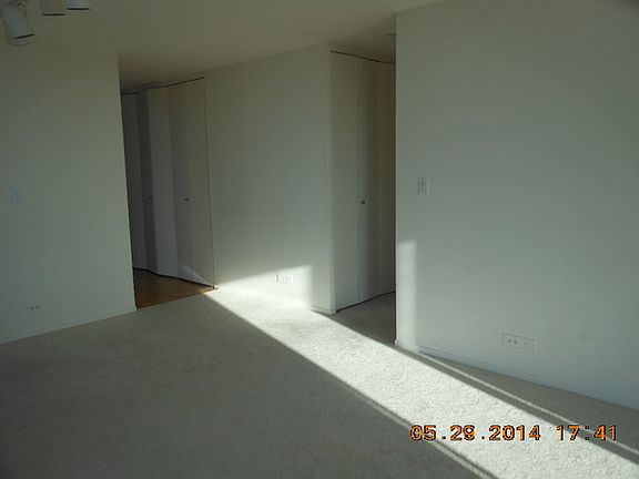 4th image of 1660 N La Salle St #1312