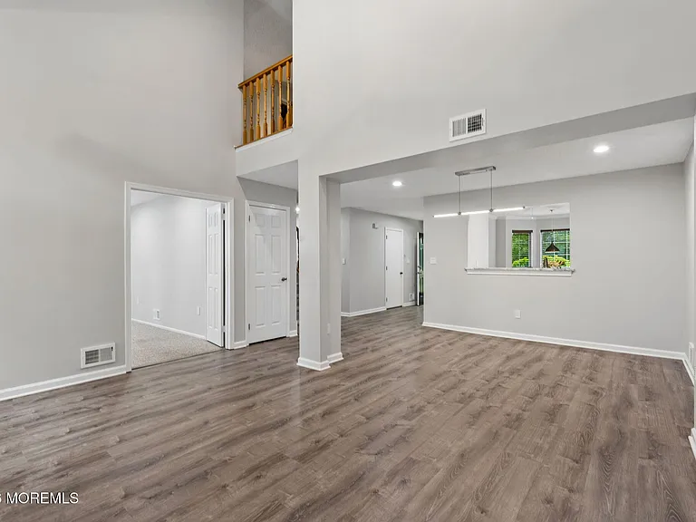 262 Daffodil Dr — Photo 9