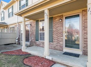 156 Commons Cir, Saline, MI 48176
