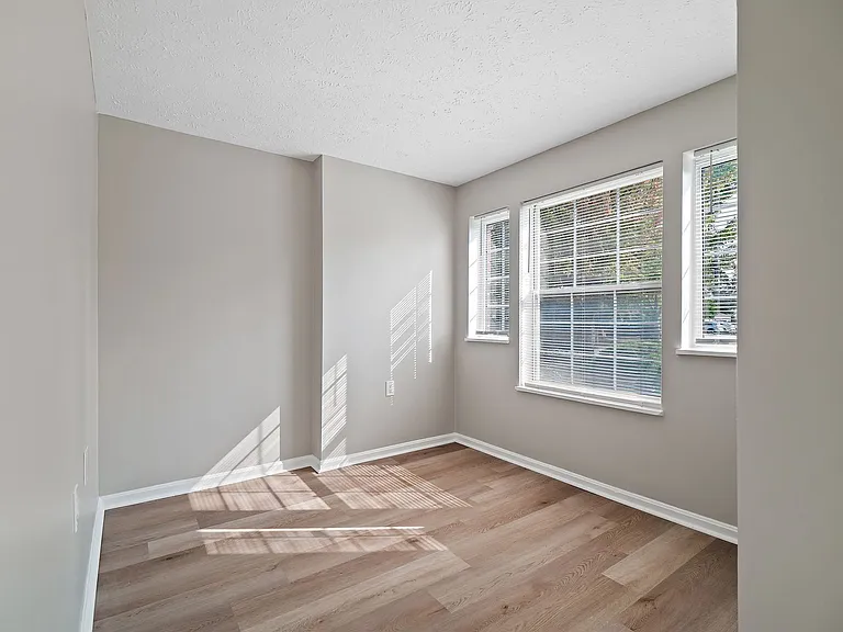Cherry Tree Village Apartments — Photo 210