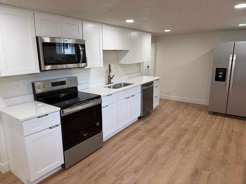 1st image of 2543 S Highland Dr #B
