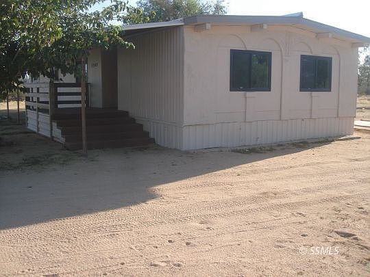 3rd image of 1545 N Calvert Blvd