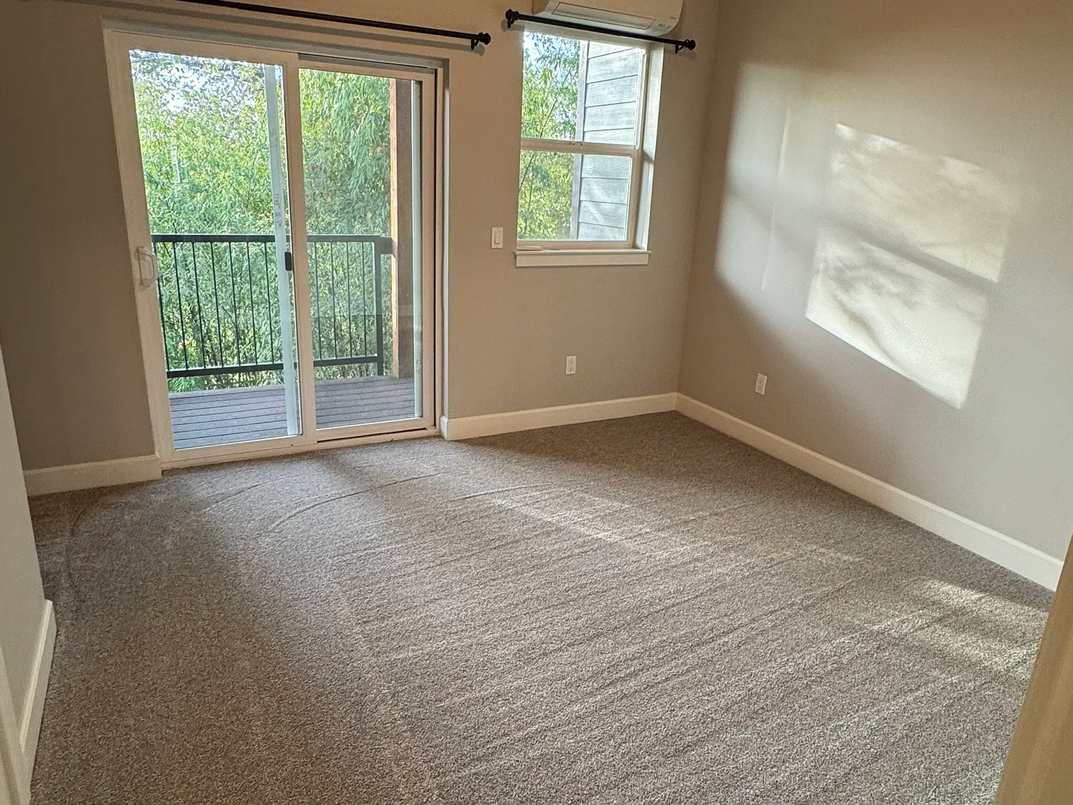 2 bed, 2.5 bath, 1375 sqft, $2,395 — Photo 4