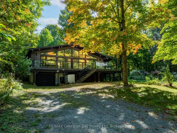 1745 Twin Oaks Cres, Severn, ON L0K 1E0
