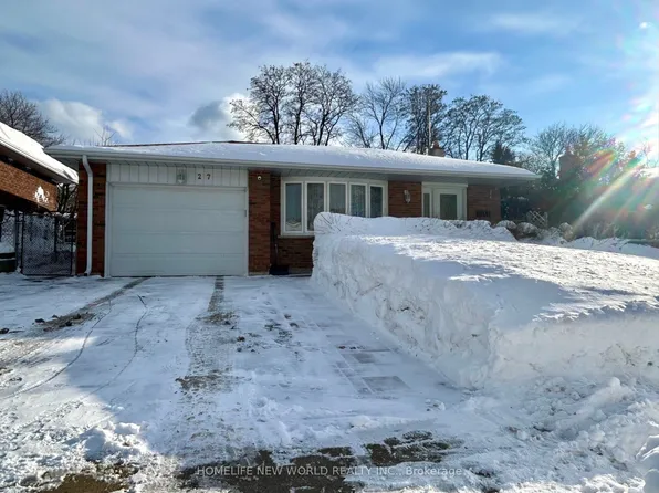 27 Hayward Cres, Toronto, ON