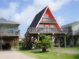 1106 Treaty Dr, Surfside Beach, TX 77541