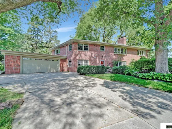 2621 Calvert St, Lincoln, NE 68502
