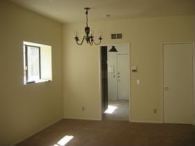 4th image of 822 Victor Ave APT 9