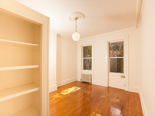 Rented by Sotheby's International Realty | media 19