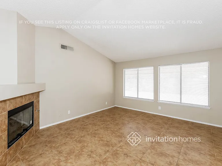 90 Megan Dr — Photo 5