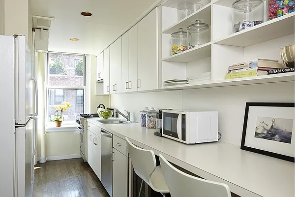 Sold by Stribling | media 3