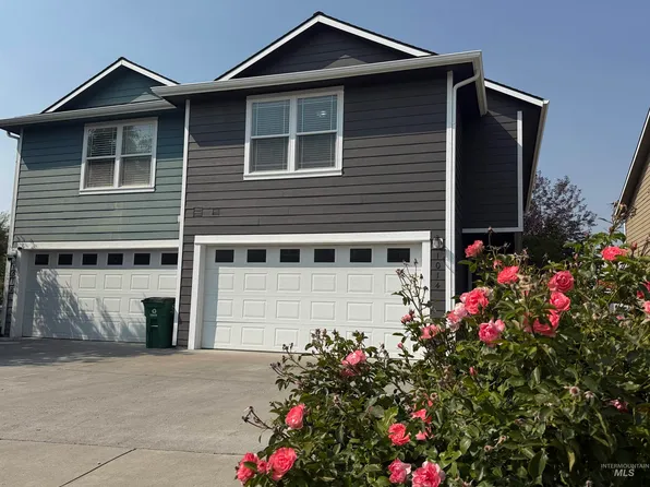 1014 Alturas Dr, Moscow, ID 83843