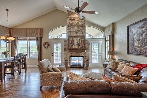 Open and airy floorplan