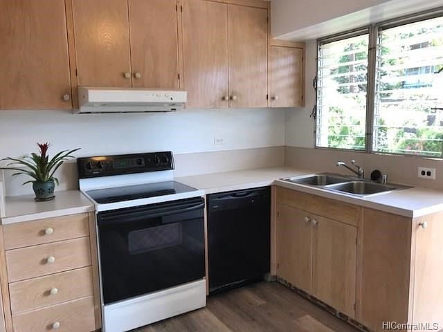 Bright breezy kitchen