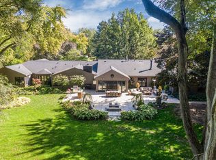 6800 Colby Ln, Bloomfield Hills, MI 48301