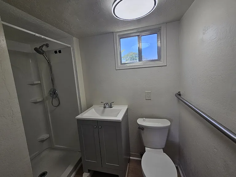 767 N Main St #3 — Photo 4
