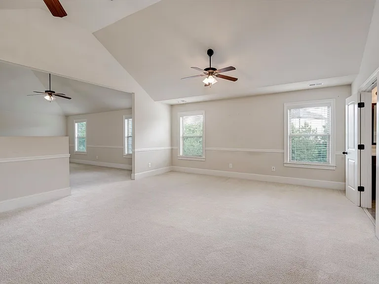 542 Oconee Cir — Photo 25